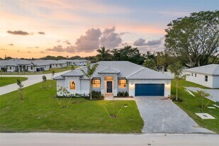 27254 SW 159th Path in Miami, FL - Building Photo