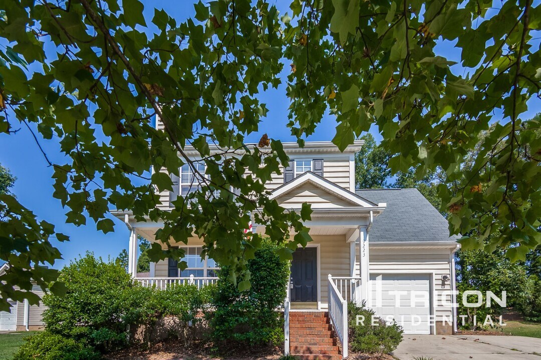 9223 Garnet Field Ct in Charlotte, NC - Building Photo