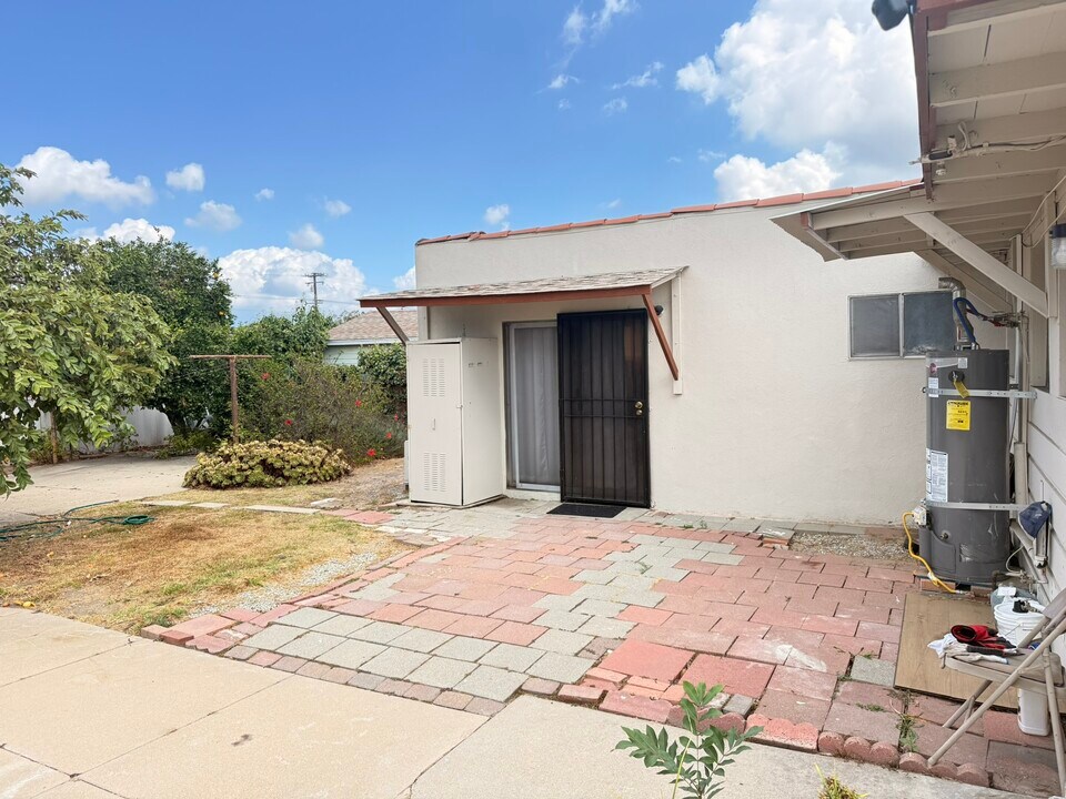 909 Hershey Ave in Monterey Park, CA - Building Photo