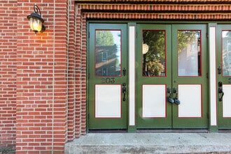 2401 S 12th St, Unit 203 in St. Louis, MO - Building Photo - Building Photo