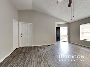 3251 Jorns St in Houston, TX - Building Photo - Building Photo