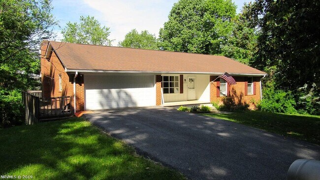 property at 2003 Carroll Dr