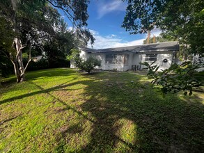 10920 N 29th St in Tampa, FL - Building Photo - Building Photo