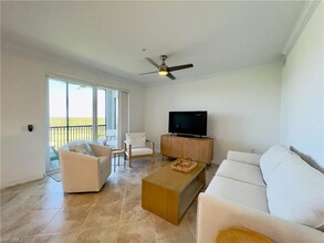 14051 Heritage Landing Blvd, Unit 537 in Punta Gorda, FL - Foto de edificio - Building Photo