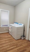 52 Deering Rd, Unit 1 in Boston, MA - Building Photo - Building Photo