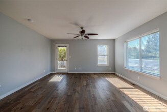 1519 Springwater Ave in Wenatchee, WA - Building Photo - Building Photo