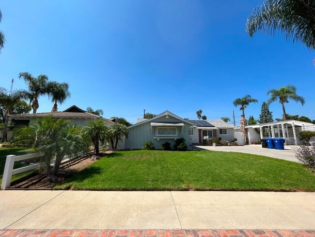 8541 Tunney Ave in Los Angeles, CA - Building Photo - Building Photo