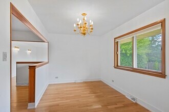 825 Ottawa Ave in Park Ridge, IL - Building Photo - Building Photo