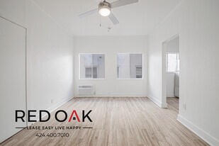 822 S Park View St, Unit 208 in Los Angeles, CA - Building Photo