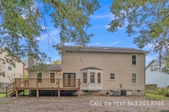 174 Winding Rock Rd in Goose Creek, SC - Building Photo - Building Photo