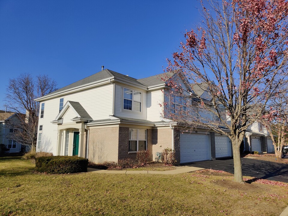 1967 Waverly Way in Montgomery, IL - Building Photo