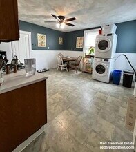 34 Cypress St in Brookline, MA - Building Photo - Building Photo
