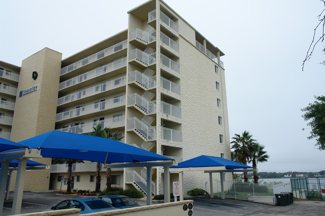 Harbor View in Daytona Beach, FL - Building Photo - Building Photo