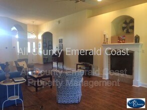 4403 Sonoma Cir in Niceville, FL - Building Photo - Building Photo