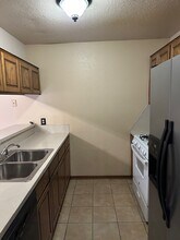 1321 SW 96th St in Oklahoma City, OK - Building Photo - Building Photo