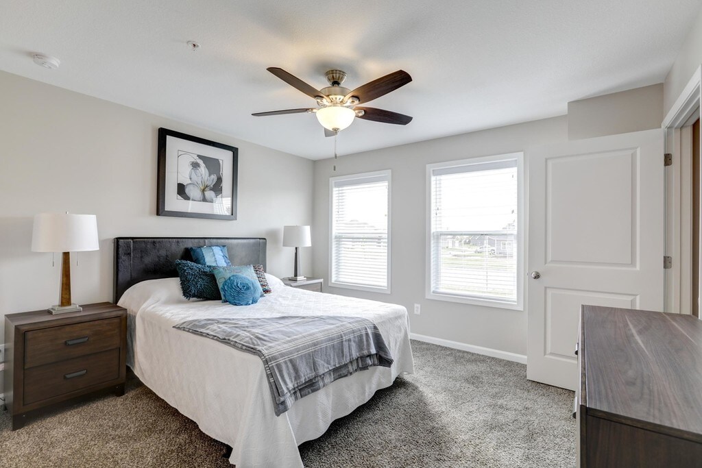 Middletown Place Apartments Mahomet, IL Apartments