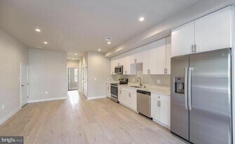 2536 Elvans Rd SE in Washington, DC - Building Photo