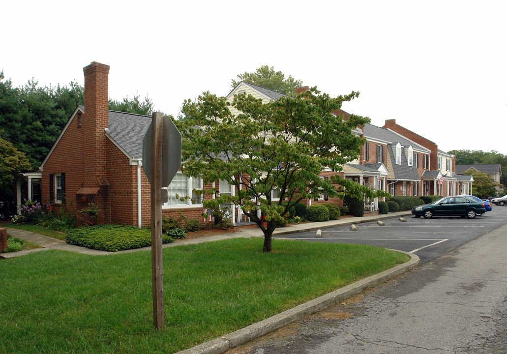 212 Academy St in Salem, VA - Building Photo