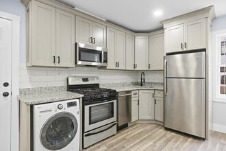 392 Palisade Ave in Jersey City, NJ - Building Photo - Building Photo