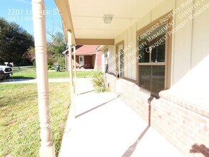 2207 Luther St in Tyler, TX - Building Photo - Building Photo