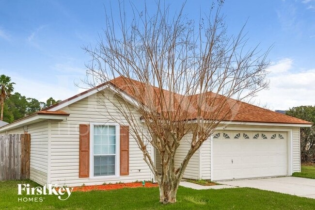 2942 Biloxi Trail in Middleburg, FL - Foto de edificio - Building Photo