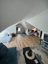 1683 Eddington Rd, Unit 3 in Cleveland Heights, OH - Building Photo - Building Photo