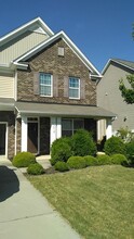 3018 Corrona Ln in Indian Trail, NC - Foto de edificio - Building Photo