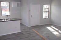 4629 Sunflower St photo'