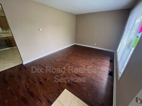 1031 Depauw Dr in Fairfield, OH - Building Photo - Building Photo