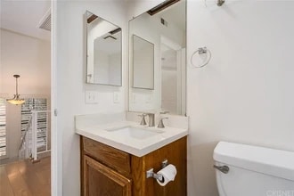 15024 Nordhoff St, Unit 12 in North Hills, CA - Building Photo - Building Photo