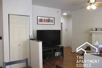 724 W Roscoe St in Chicago, IL - Building Photo - Building Photo