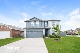 10002 Chase Ct in Baytown, TX - Building Photo