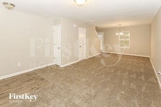 5727 Natick Dr in Charlotte, NC - Building Photo - Building Photo