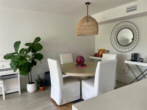 255 Galen Dr in Key Biscayne, FL - Building Photo - Building Photo
