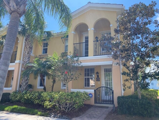 1567 Napoli Dr W in Sarasota, FL - Building Photo - Building Photo