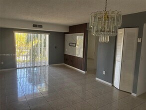 8240 SW 210th St in Cutler Bay, FL - Building Photo - Building Photo