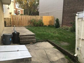 4223 Manayunk Avenue in Philadelphia, PA - Foto de edificio - Building Photo