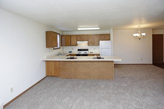 Ashbury Apartment Community in Fargo, ND - Building Photo - Interior Photo