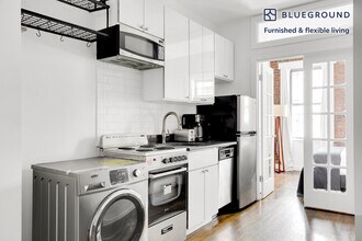 104 Forsyth St-Unit -FL3-ID870 in New York, NY - Building Photo - Building Photo