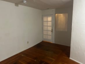 834 Bay St, Unit 10 in Port Orchard, WA - Building Photo - Building Photo