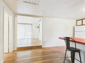 7070 Tabor Rd in Bryan, TX - Building Photo - Building Photo