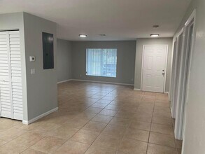 2725 Prairie Ln in West Palm Beach, FL - Building Photo - Building Photo