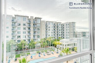 550 Moreland Way in Santa Clara, CA - Building Photo - Building Photo