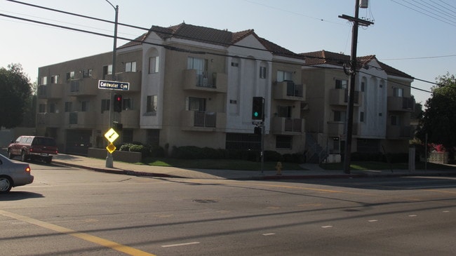 7020 Coldwater Canyon Ave, Unit 104