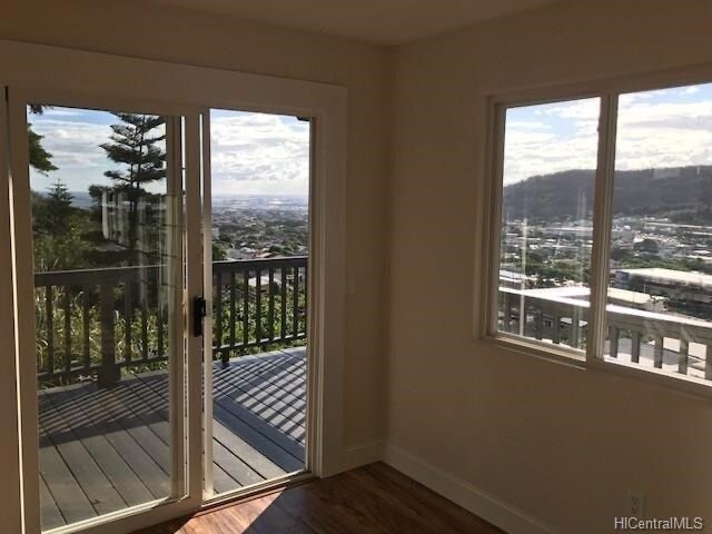 1552 Monte St in Honolulu, HI - Building Photo - Building Photo