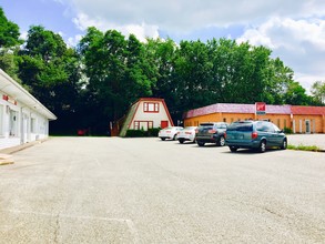 262 W Main St in Dublin, VA - Foto de edificio - Building Photo