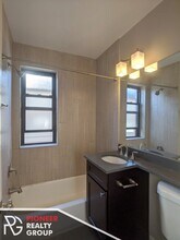 2832 W Palmer St, Unit 304 in Chicago, IL - Building Photo - Building Photo