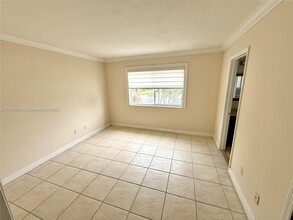 13922 SW 172nd Terrace in Miami, FL - Building Photo - Building Photo