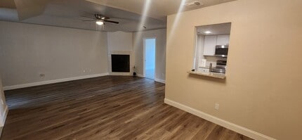 8710 Stream Cir in San Antonio, TX - Building Photo - Building Photo