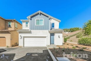31590 Dwight Dr in Menifee, CA - Building Photo